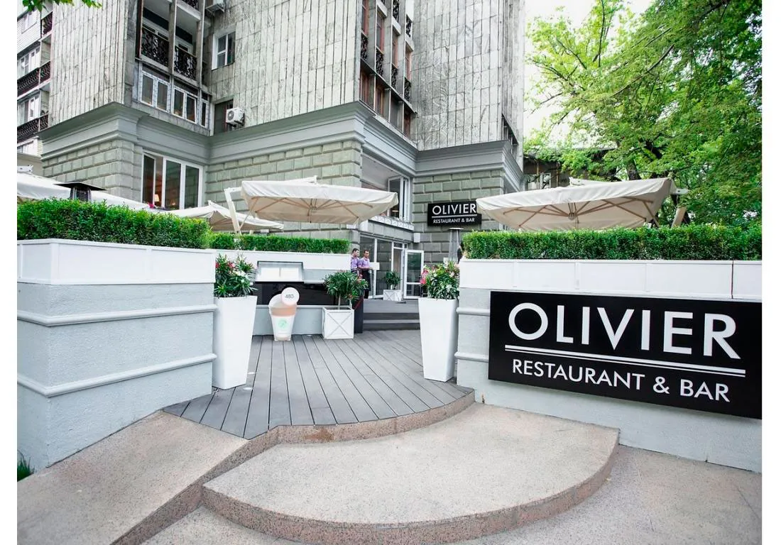 Olivier Restaurant & Bar